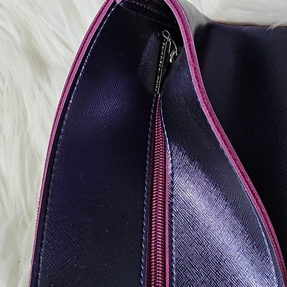 Bath & Body Works Shiny Navy Tote Bag with Gold Sparkle Pouch - Picture 10 of 12